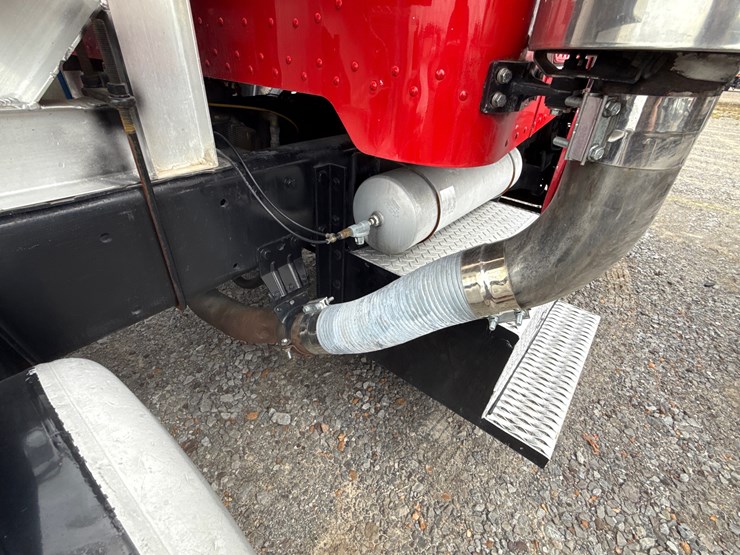 2014-peterbilt-389-image-20