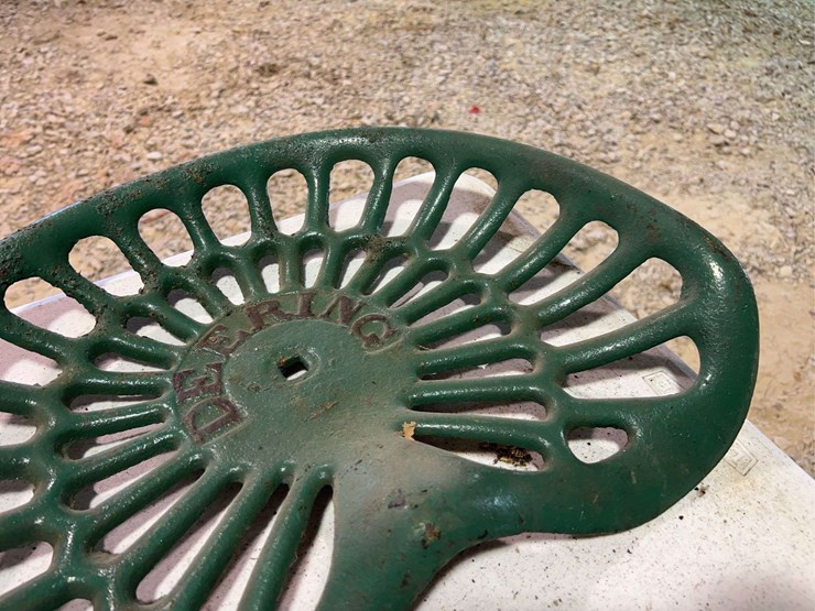 (3)-cast-iron-seats-image-14