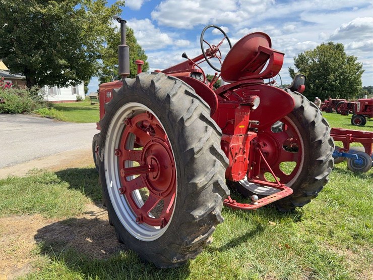 farmall-300-image-7