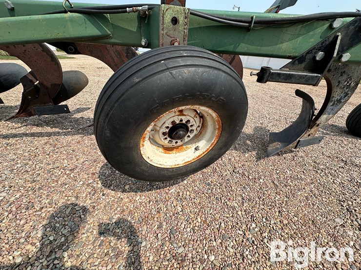baker-12-16”-12-bottom-land-plow-image-17