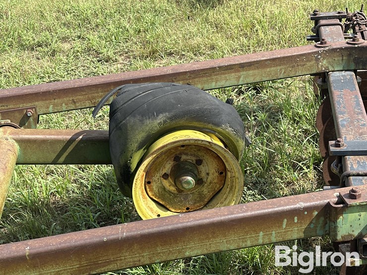 deere-tires-image-15