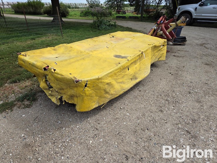 new-holland-465-image-3
