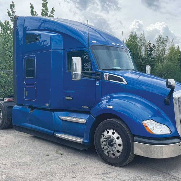 2021 KENWORTH T680
