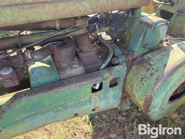 john-deere-b-image-10