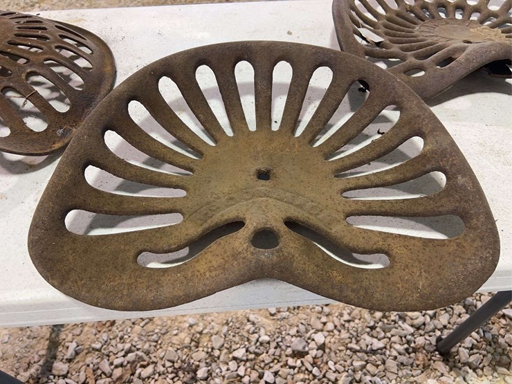 (3)-cast-iron-seats-image-7