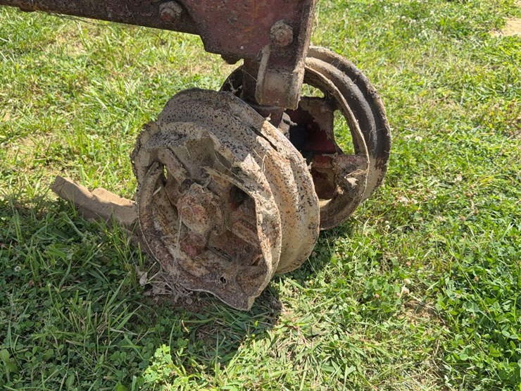 farmall-f-20-image-12