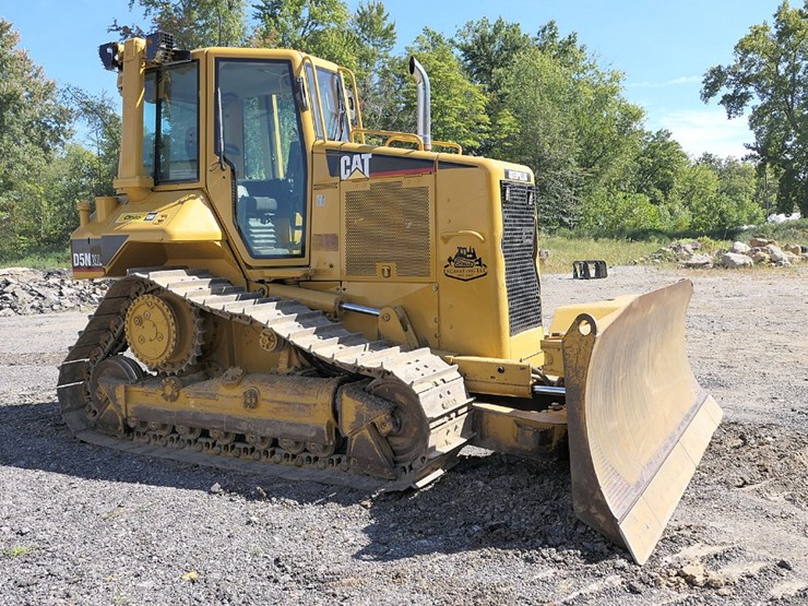 2004-caterpillar-d5n-image-2