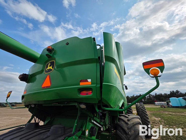 2012-john-deere-s670-image-18