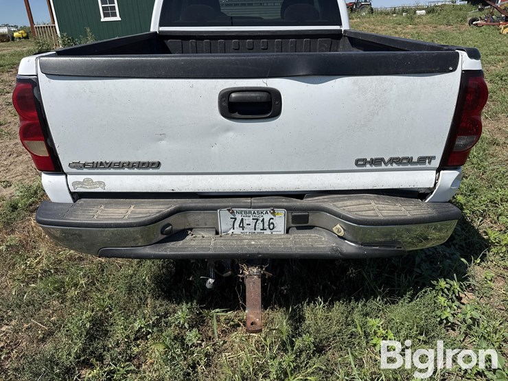 2007-chevrolet-silverado-2500-image-19