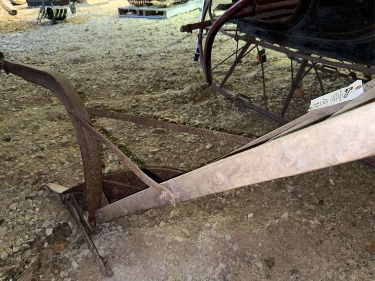(3)-horse-drawn-implements-image-9
