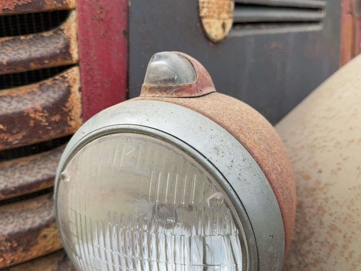 federal-grain-truck-image-48