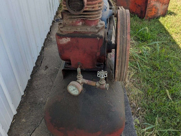 belt-drive-air-compressor-with-westinghouse-motor-image-3