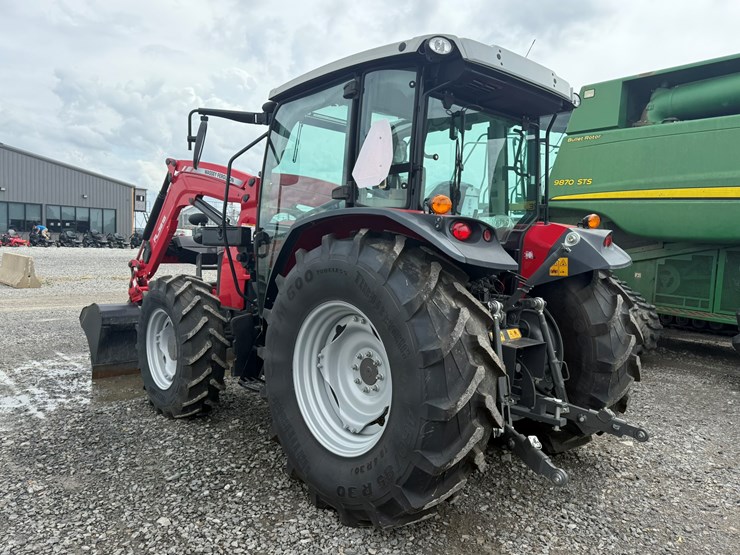 2022-massey-ferguson-4710-image-4