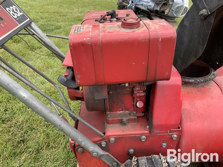 toro-832-image-17