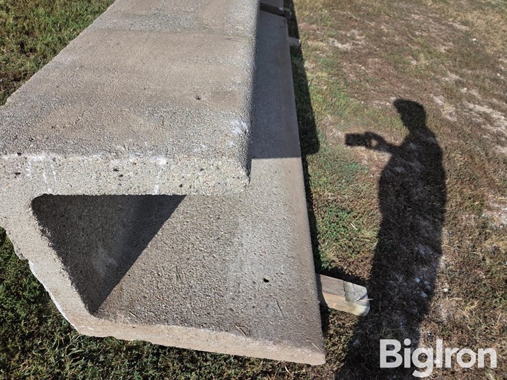 concrete-feed-bunks-image-15