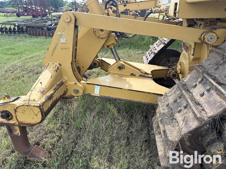 2006-caterpillar-d6r-image-8