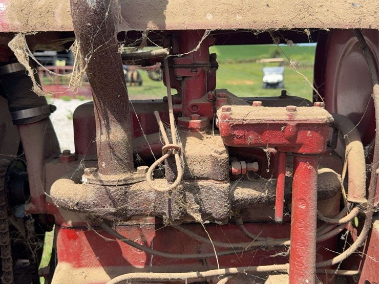 farmall-f-12-image-52
