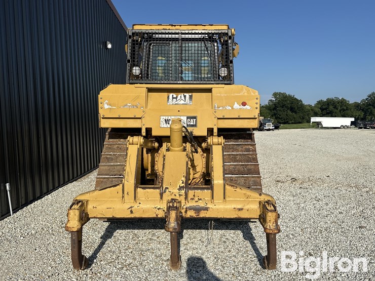 2006-caterpillar-d6r-image-6