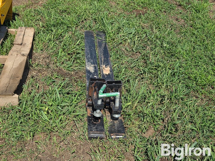 clamp-on-pallet-forks-image-6