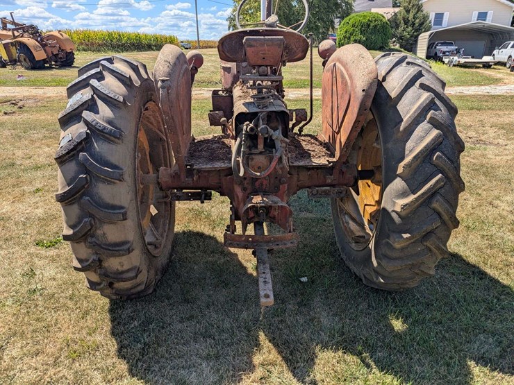 massey-harris-444-image-6
