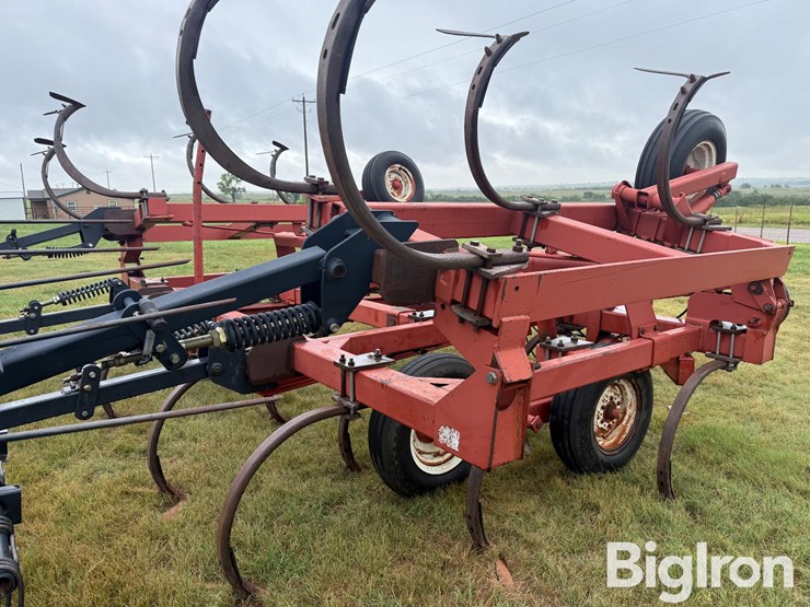 hesston-2340-image-17