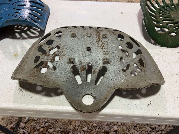 (3)-cast-iron-seats-image-11