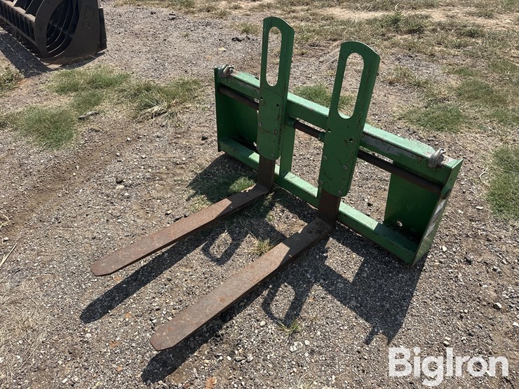 pallet-forks-image-1
