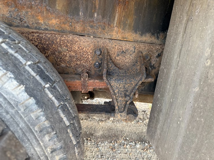 2005-international-durastar-4300-image-84