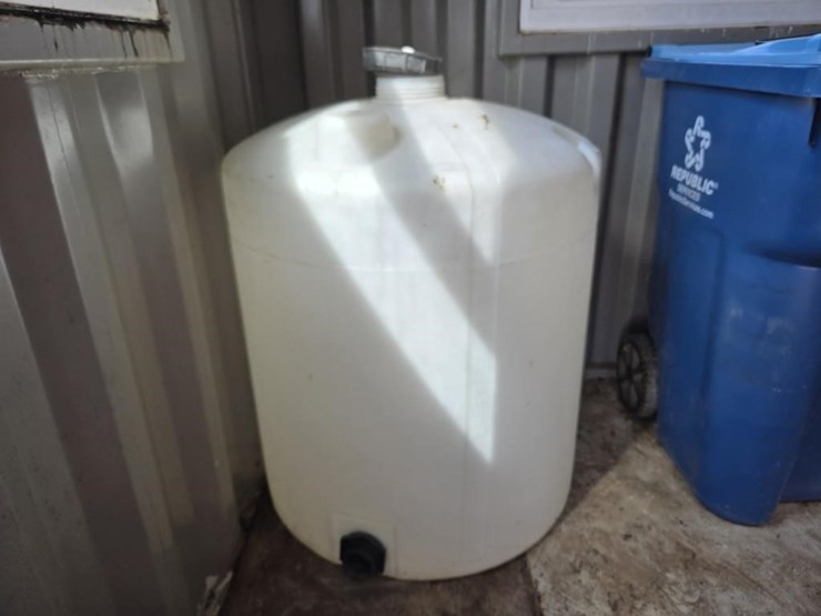 tank-110-gallon-image-1