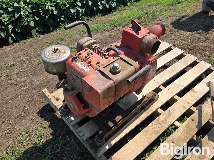 homelite-385-trash-pump-image-1