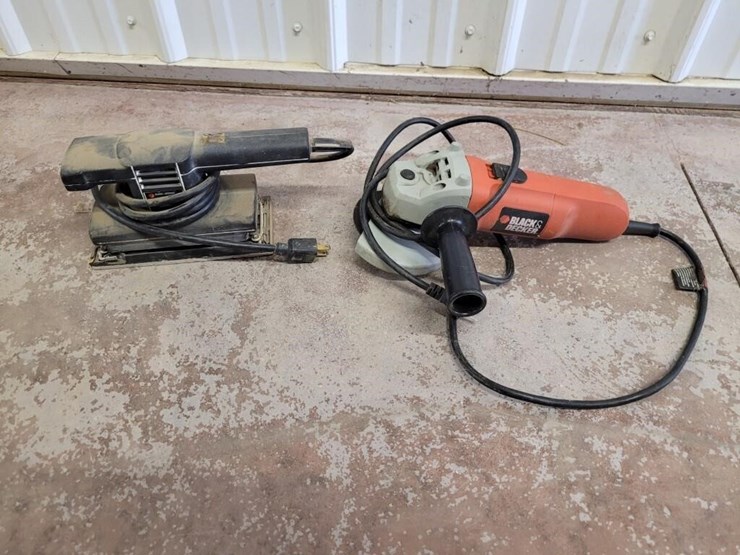 black-&-decker-palm-sander-angle-head-grinder-image-1