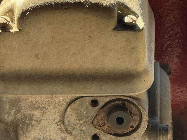 international-harvester-type-lb-1½–2½-hp-hit-and-miss-engine-image-11