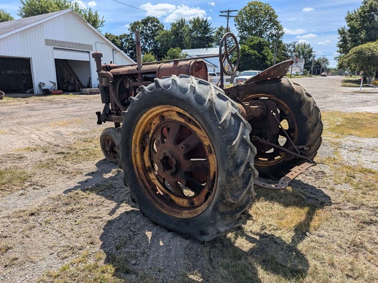 international-harvester-tractor-f-20-image-6