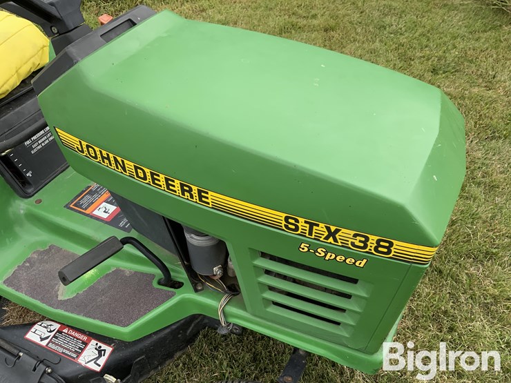 john-deere-stx38-image-11