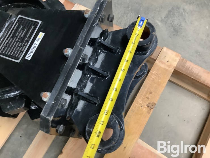 2024-caterpillar-305-image-18