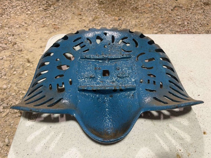 (3)-cast-iron-seats-image-5