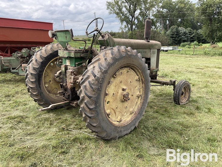 1959-john-deere-630-image-5