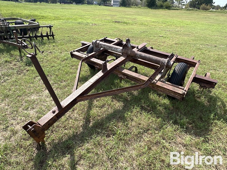 graham-hoeme-plow-s-9-shank-chisel-image-1