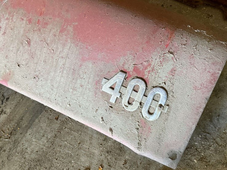 farmall-400-hood,-and-nose-cones-(3-pcs)-image-3