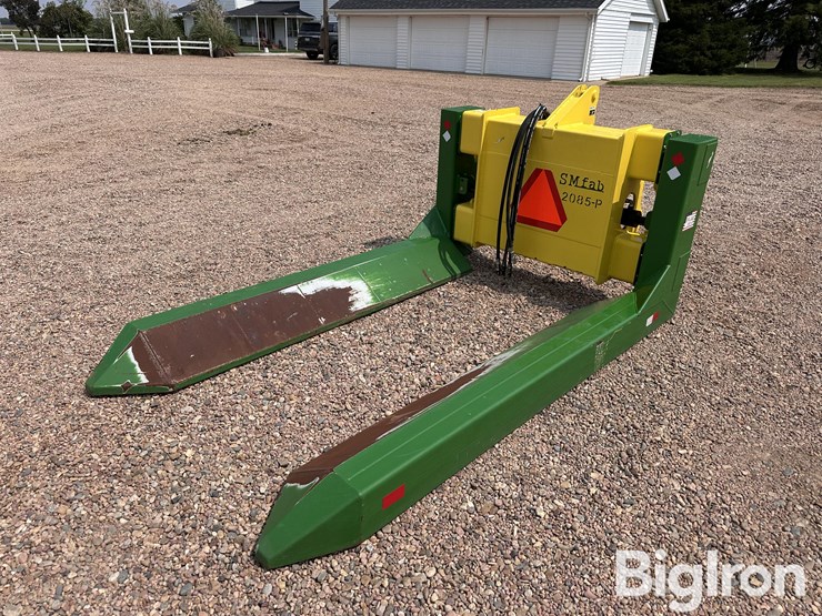2023-sm-fab-2085p-round-cotton-module-handler-image-1