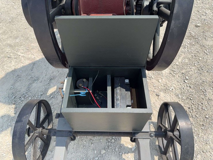 3-hp-international-harvester-“famous”-vertical-engine-image-27