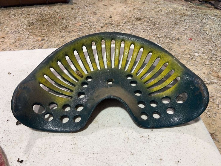 (3)-cast-iron-seats-image-12