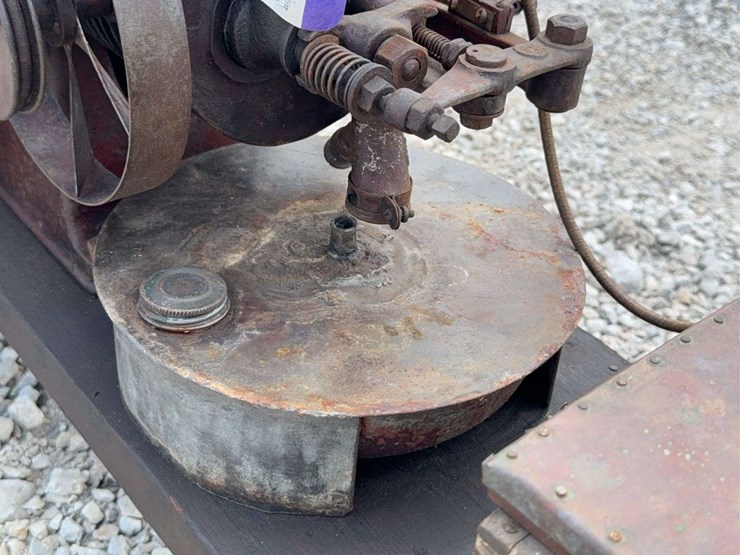 international-tom-thumb-engine-image-32