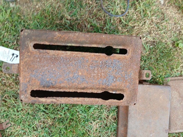 battery-box-with-lids-image-6