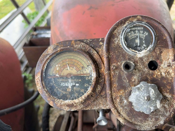 mccormick-wd-9-diesel-image-43