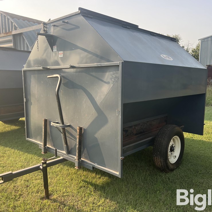 L-H 8’ X 7’ Creep Feeder