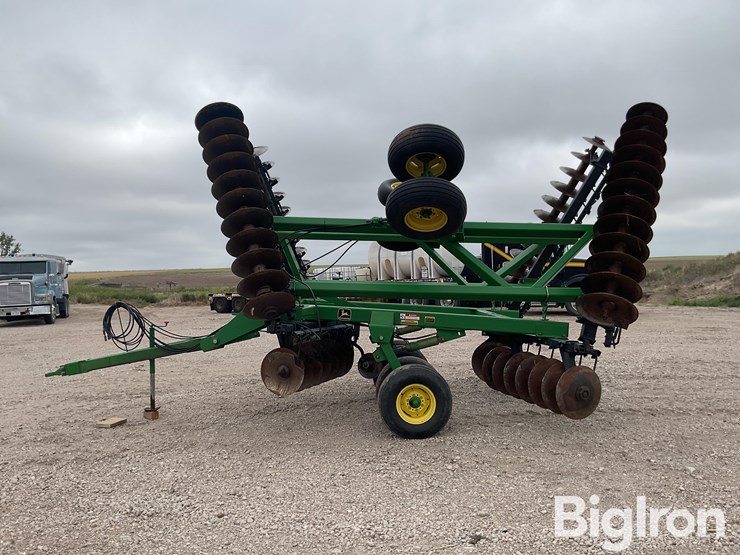 john-deere-630-image-8