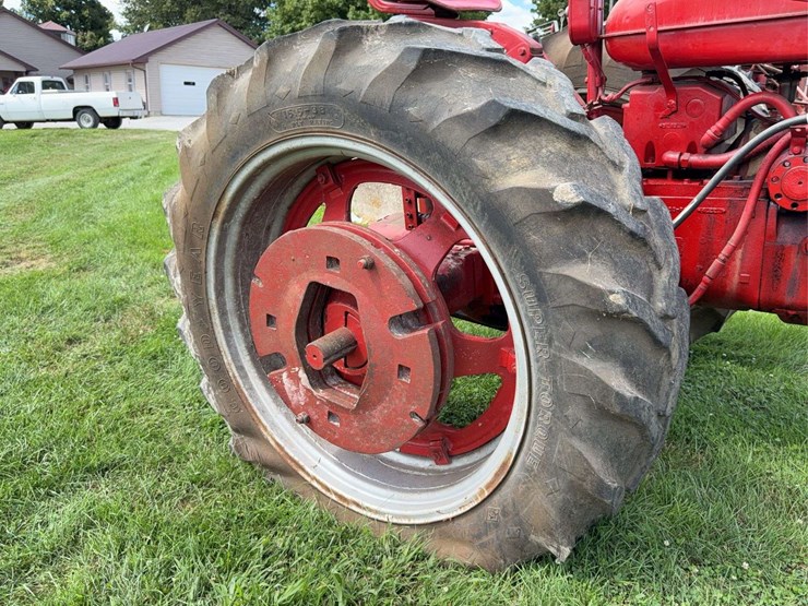 farmall-super-m-image-25
