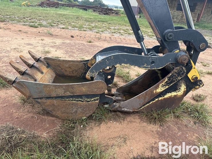 2020-deere-60g-image-20
