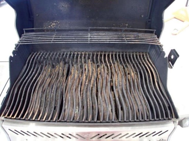 napoleon-rogue-se-4-burner-gas-bbq-image-6